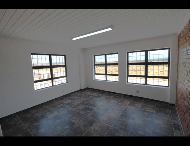 350M² WAREHOUSE TO LET IN SALDANHA INDUSTRIAL